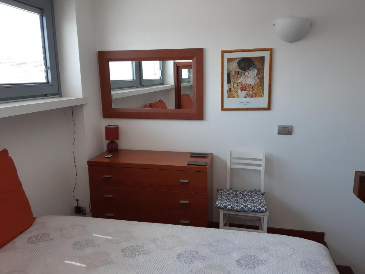 Trilocale Moderno In Centro Citta Apartment *