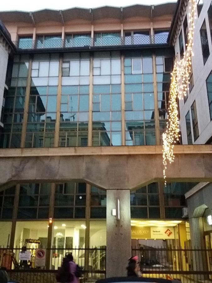 Apartment Trilocale Moderno In Centro Citta Turin